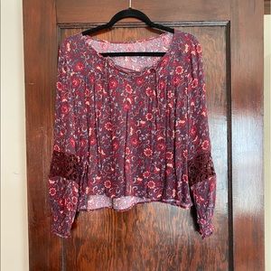 Hollister blouse Sz Small. Worn once.